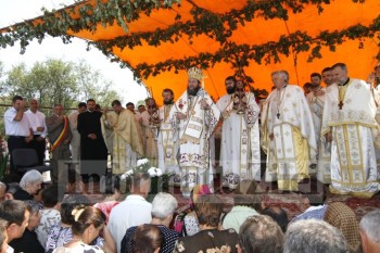 Sfânta Liturghie a fost oficiată de un sobor de peste 20 de preoţi