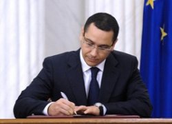 Victor Ponta le cere politistilor sa fie mai fermi si mai duri