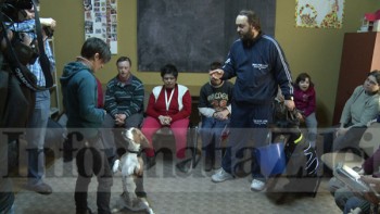 Şedinţa specială a fost pusă în scenă de Roman Jozsef - reprezentantul Asociaţiei Dog For Life