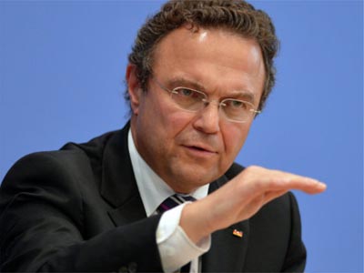 Hans Peter Friedrich, ministrul german de Interne