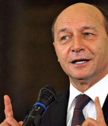 Traian Basescu: Guvernul a făcut presiuni asupra CSAT