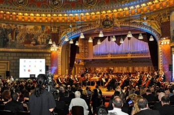 Sala Ateneului a fost arhiplină