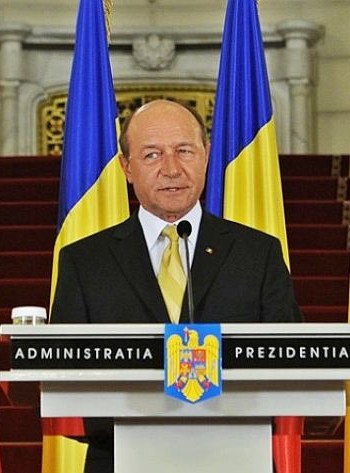 Presedintele Basescu îi cere lui Ianukovici să-și de demisia