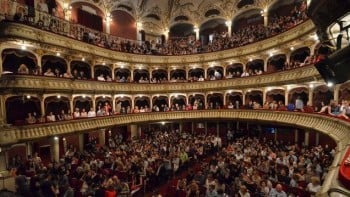 Sala Teatrului Naţional din Cluj-Napoca