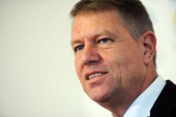 Klaus Iohannis se menţine pe primul loc la capitolul încredere