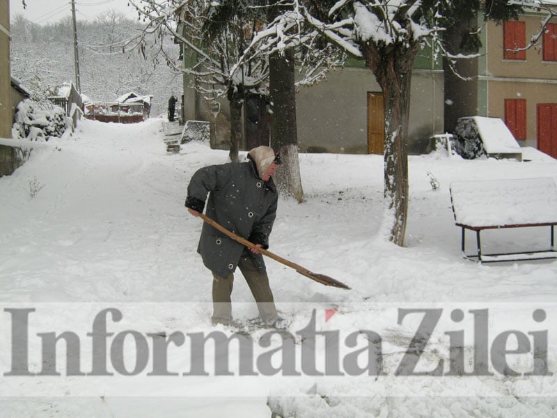 A revenit zăpada la Satu Mare, în luna aprilie! O nouă avertizare meteo emisă