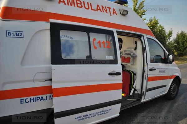 Ambulanța a mai intervenit la o agresiune dintr-un bar de pe strada Ostrovului.