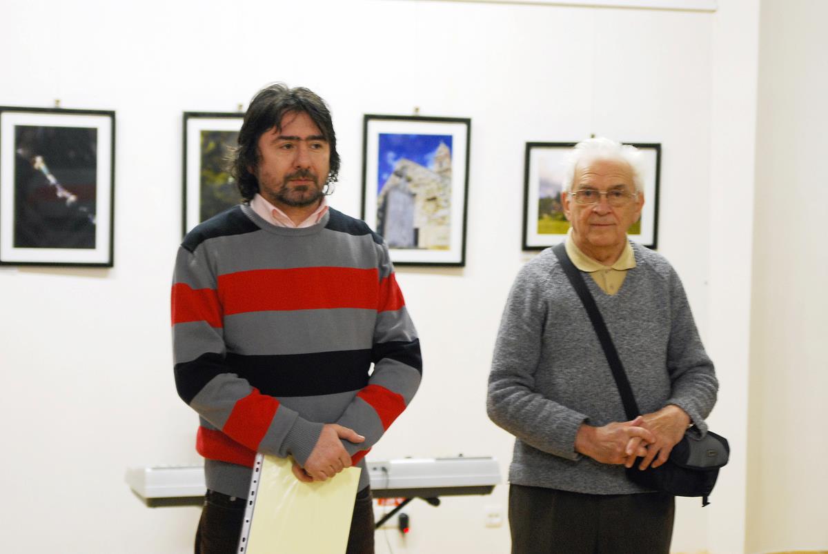 Vasile Venig la vernisajul ultimei sale expoziţii, alături de Bogdan Georgescu