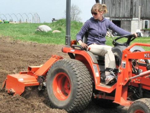 si femeile pot conduce utilaje agricole moderne