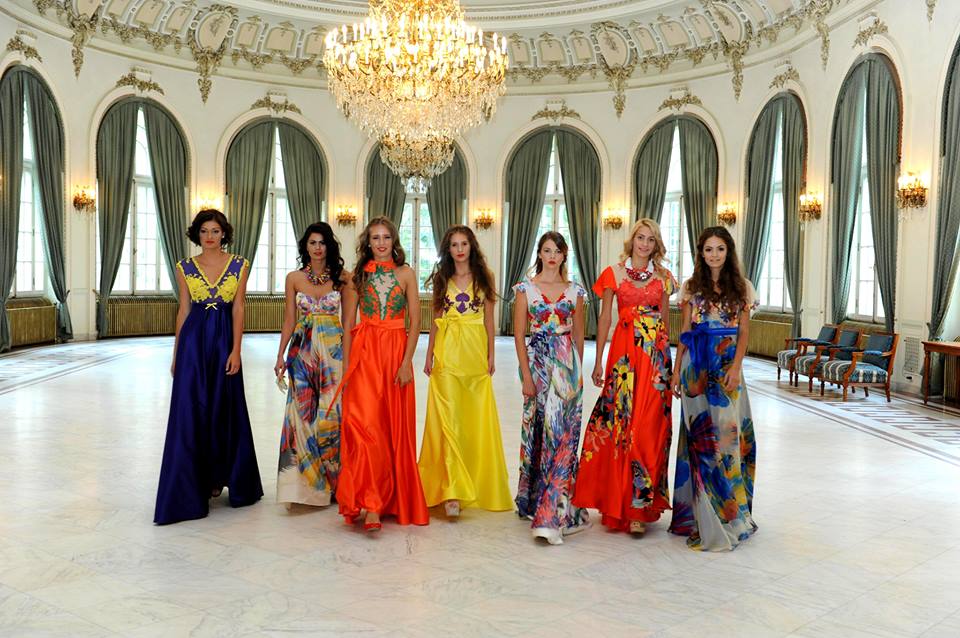 Sătmărencele Katarina Lieb şi Bianca Timiş printre cele 7 finaliste ale concursului de miss Romanian Infofashion Festival