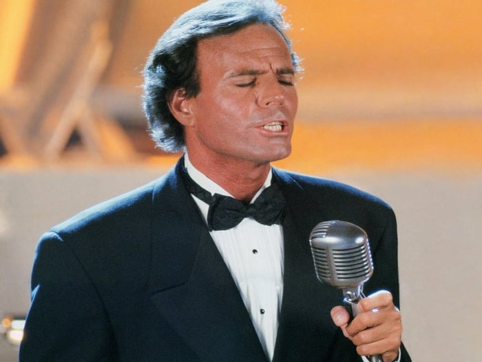 Julio Iglesias