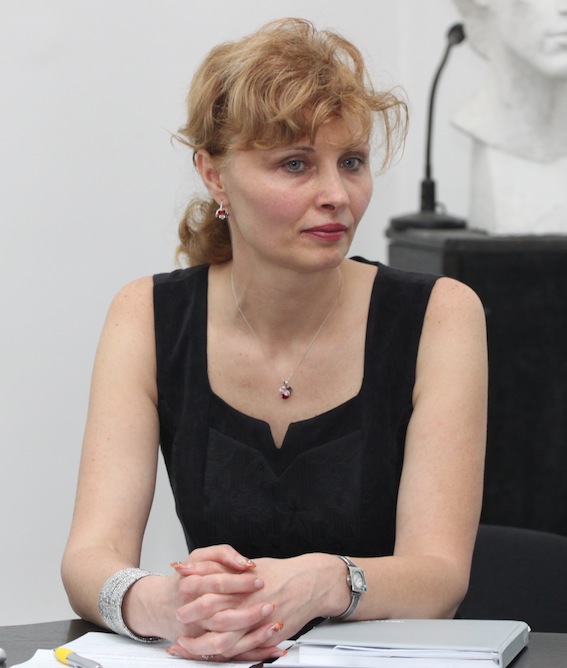 Sinziana Cristea - directoarei Centrului Judeţean de Resurse şi Asistenţă Educaţională Satu Mare