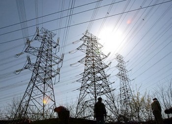 Electrica nu va putea cumpara actiuni de la alte companii pana nu se va modifica legea referitoare la privatizare