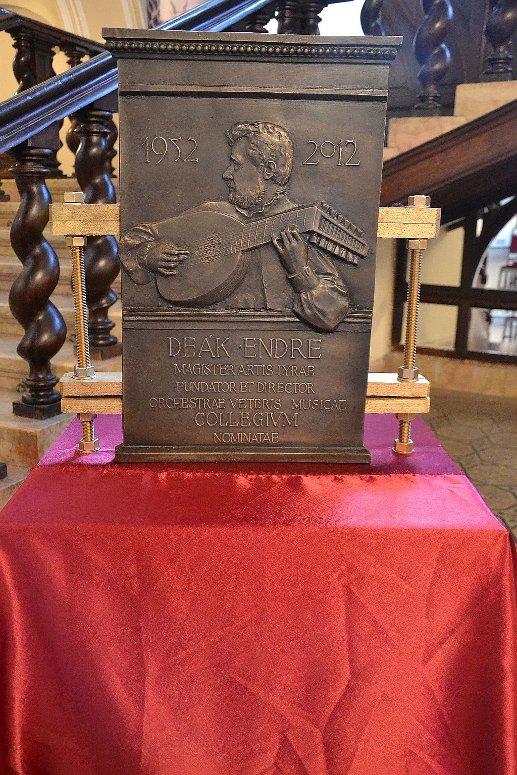 Placa memorială Deak Endre