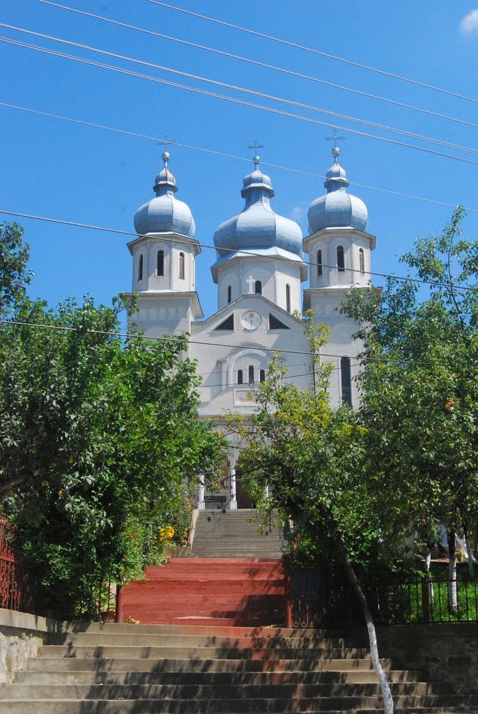 Catedrala Adormirea Maicii Domnului Tasnad