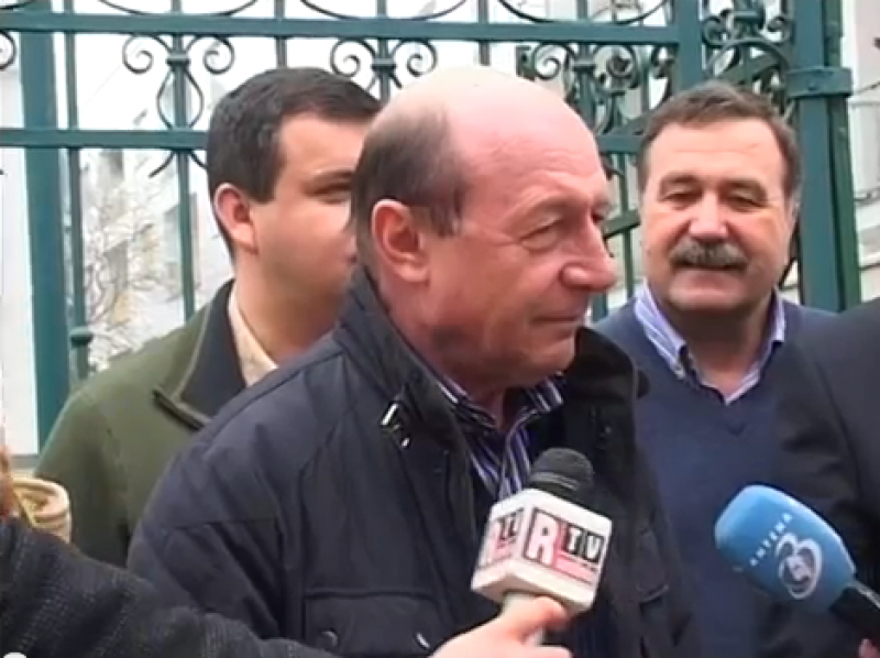Traian Băsescu este citat în calitate de suspect
