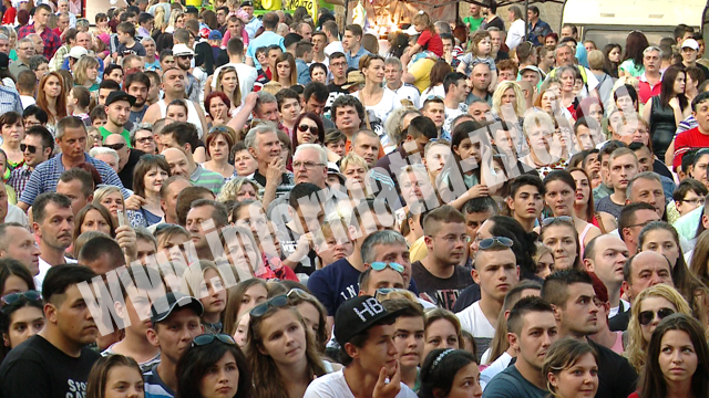 Mii de spectatori la concertele pregatite de organizatori