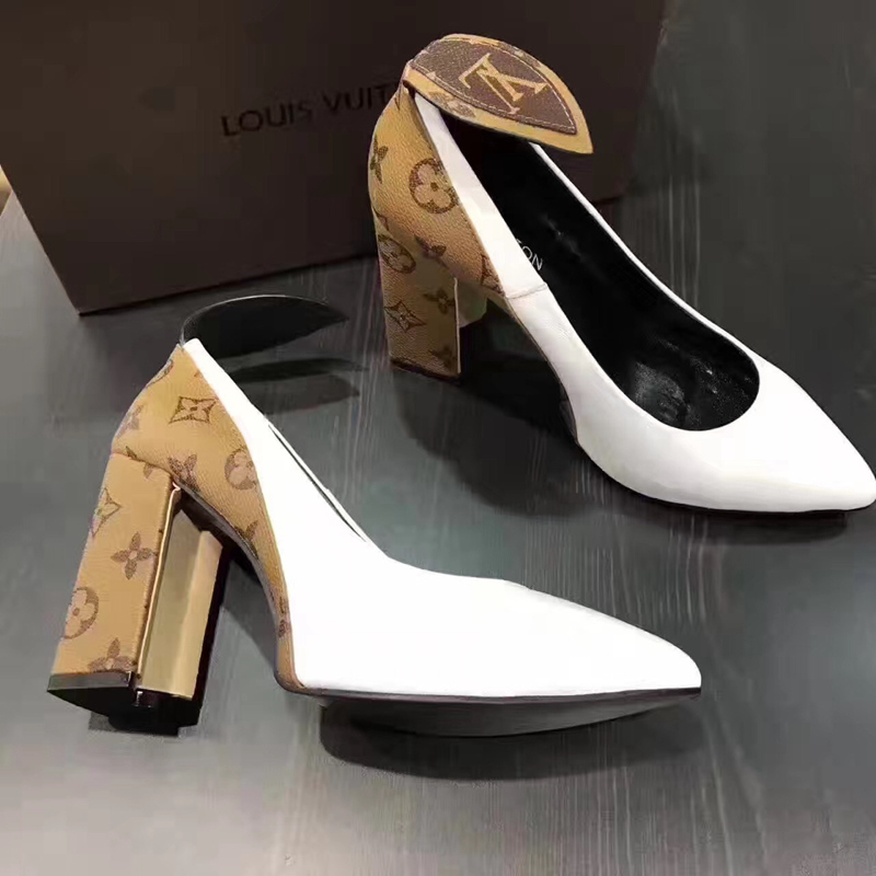 Louis Vuitton face pantofi in Romania Made in Italy