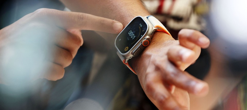 Mai multe modele de Apple Smartwatch nu au mai putut fi importate sau vândute în SUA de marți din cauza unei dispute privind brevetele. Casa Albă nu a acordat companiei de tehnologie o amânare