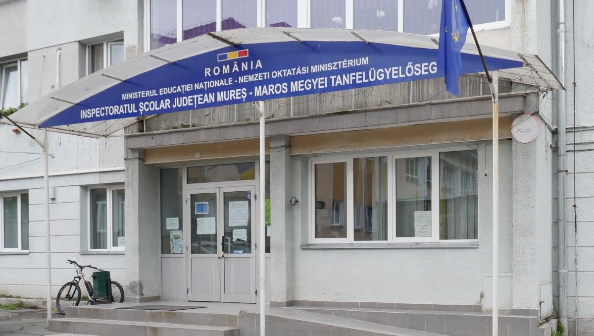 Percheziţii la Inspectoratul Şcolar Judeţean Mureş şi Şcoala Postliceală Sanitară din Reghin