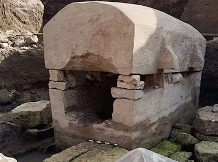 Descoperire monumentală: Sarcofagul unui înalt funcționar din Egiptul Antic iese la lumină