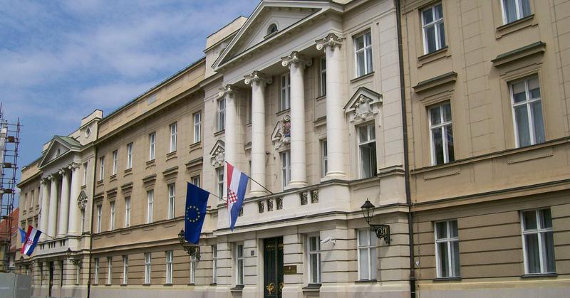 Croația: Deputații  au decis dizolvarea parlamentului