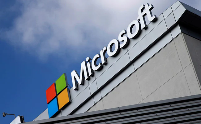Hackerii ruși au atacat codul software de la Microsoft