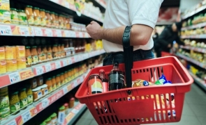 Primul supermarket fără scanare sau casieri debutează în România