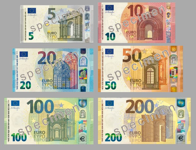 Euro este stabil, chiar dacă România este lider la inflație în UE