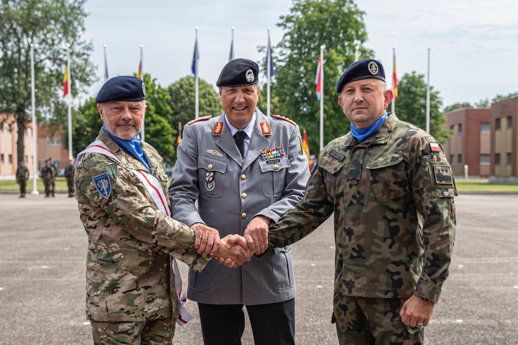 General nou polonez la comanda  Eurocorps