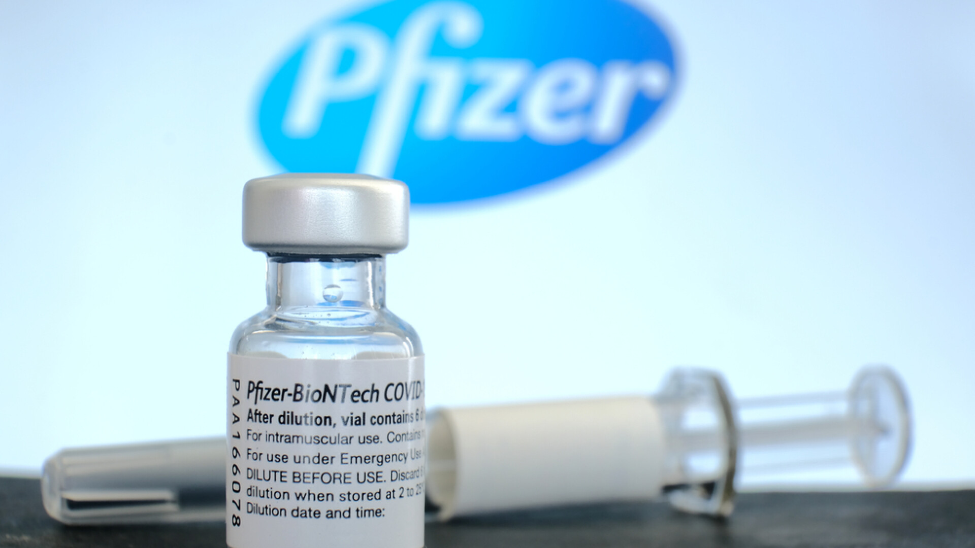 Fotbalistul încheie cariera și dă în judecată Pfizer-BioNTech pentru efecte adverse ale vaccinului anticovid