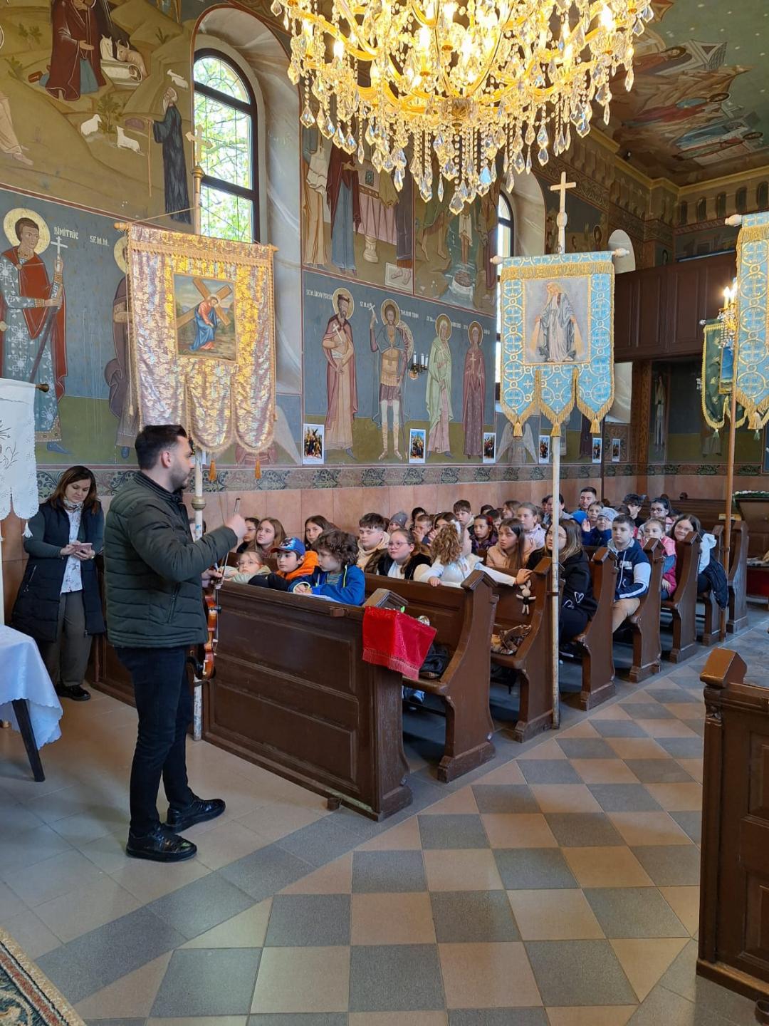 Întâlnirea copiilor greco- catolici din protopopiatul de  Carei la Domănești