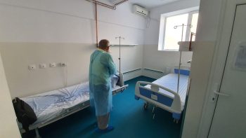 Comisia de la Spitalul Judeţean Satu Mare exclude posibilitatea unei căderi accidentale a pacientului decedat