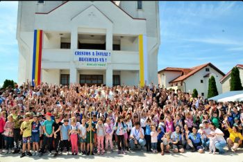 Peste 800 de participanți la Întâlnirea Copiilor și Tinerilor din Eparhia de Maramureș