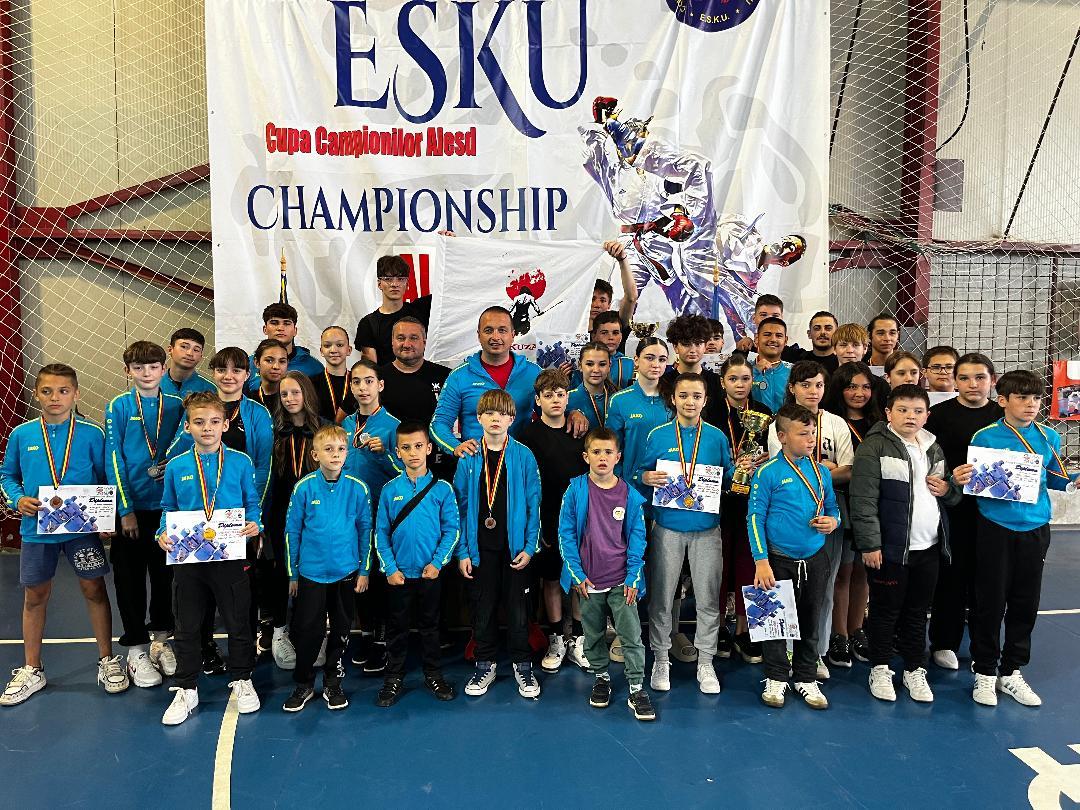 Ploaie de medalii pentru karate de la CS Yakuza Satu Mare