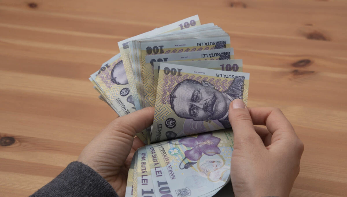 Salariul mediu net din România Depășește 1.000 de Euro