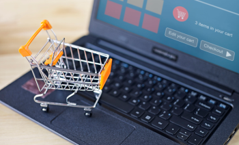 Unul din trei oameni nu verifică site-urile de pe care fac cumpărături