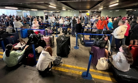 „Haos” la aeroportul din Manchester, după o întrerupere majoră de curent, a oprit toate zborurile la două terminale