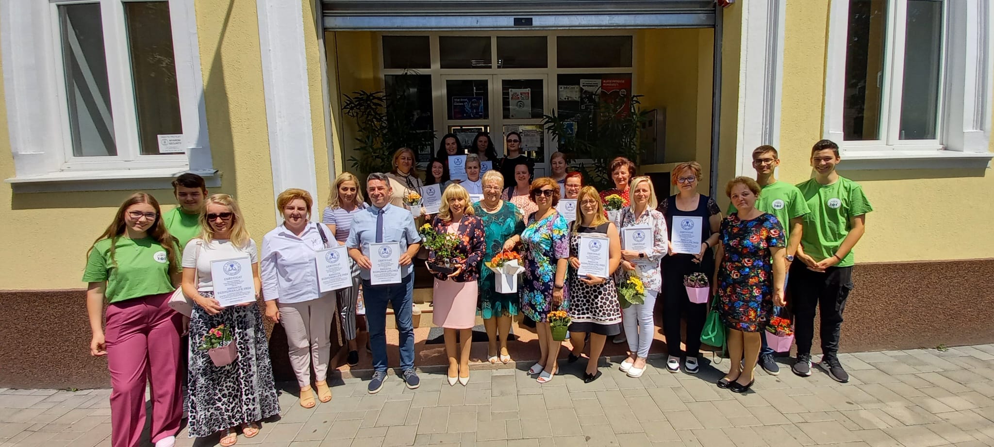 Asociația Copacul vieții și 11 grădinițe au intrat în Cartea Recordurilor din România