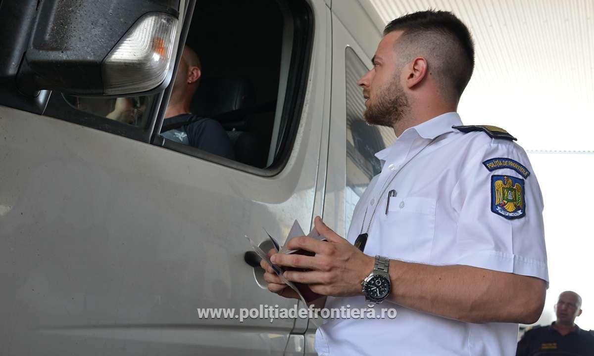 Conducea un autoturism, deși permisul i-a fost suspendat