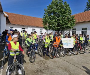 Acțiuni de limitare a poluării mediului înconjurător și concurs de ciclism la Școala Gimnazială Gherța Mică