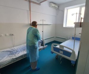 Comisia de la Spitalul Judeţean Satu Mare exclude posibilitatea unei căderi accidentale a pacientului decedat